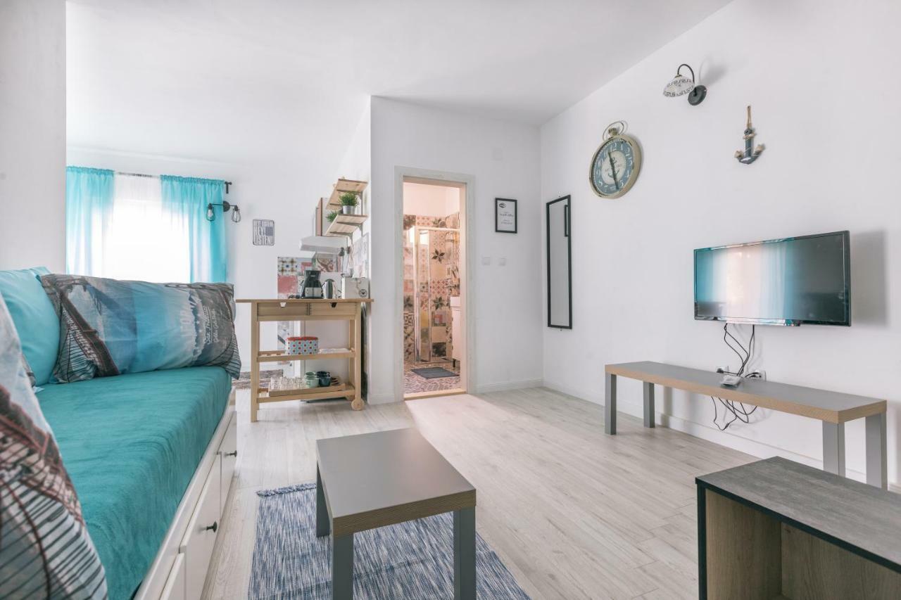 Appartamento Hedon-Stone Starigrad Paklenica Esterno foto